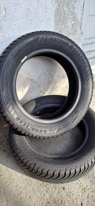2бр. 175/65/15 Goodyear 7mm грайфер, дот 20г. Безплатен монтаж