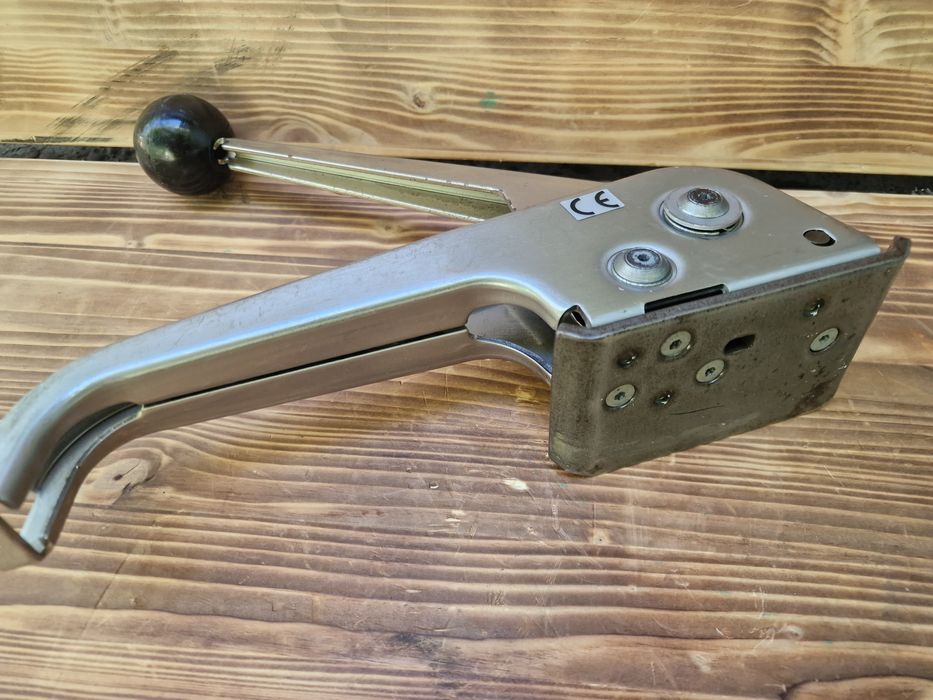 Cleste legat banda STRAPEX, aparat ambalat balot, palet