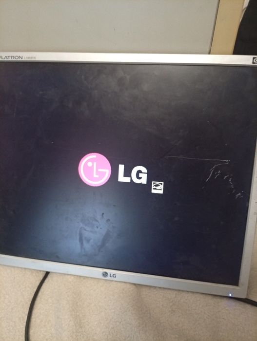 Vând PC pentru piese ( este și funcționale )