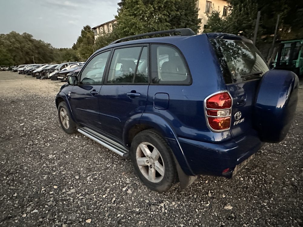Toyota RAV4 2.0 d4d 116 кс 2005г На части!