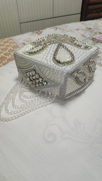 Калпок сотилади.