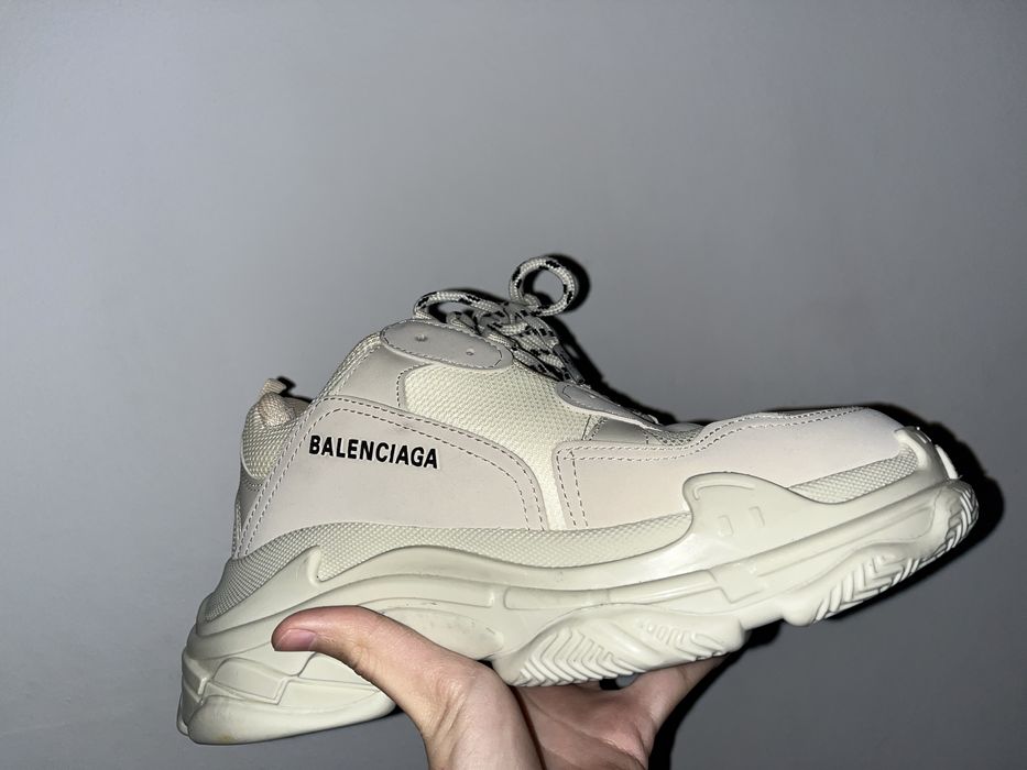 Balenciaga Triple S Cream