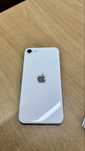 Iphone se 64 ГБ айфон