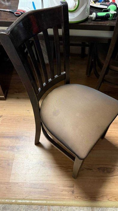 Стол от бук за кухня