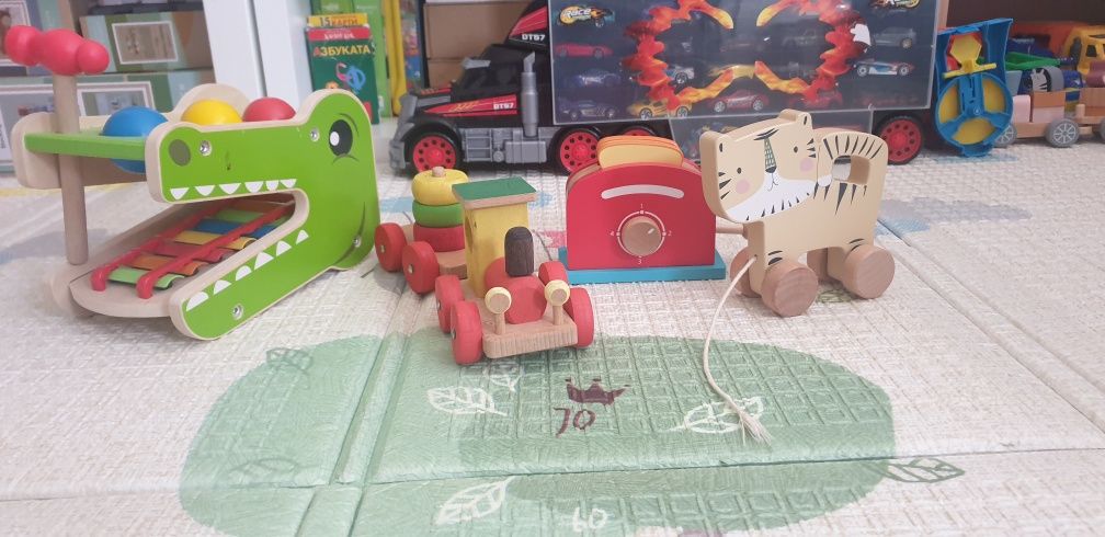Дървени детски играчки