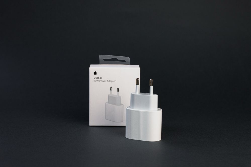 Оригинално зарядно/адаптер за/Apple iPhone/Айфон USB-C 20W FastCharge