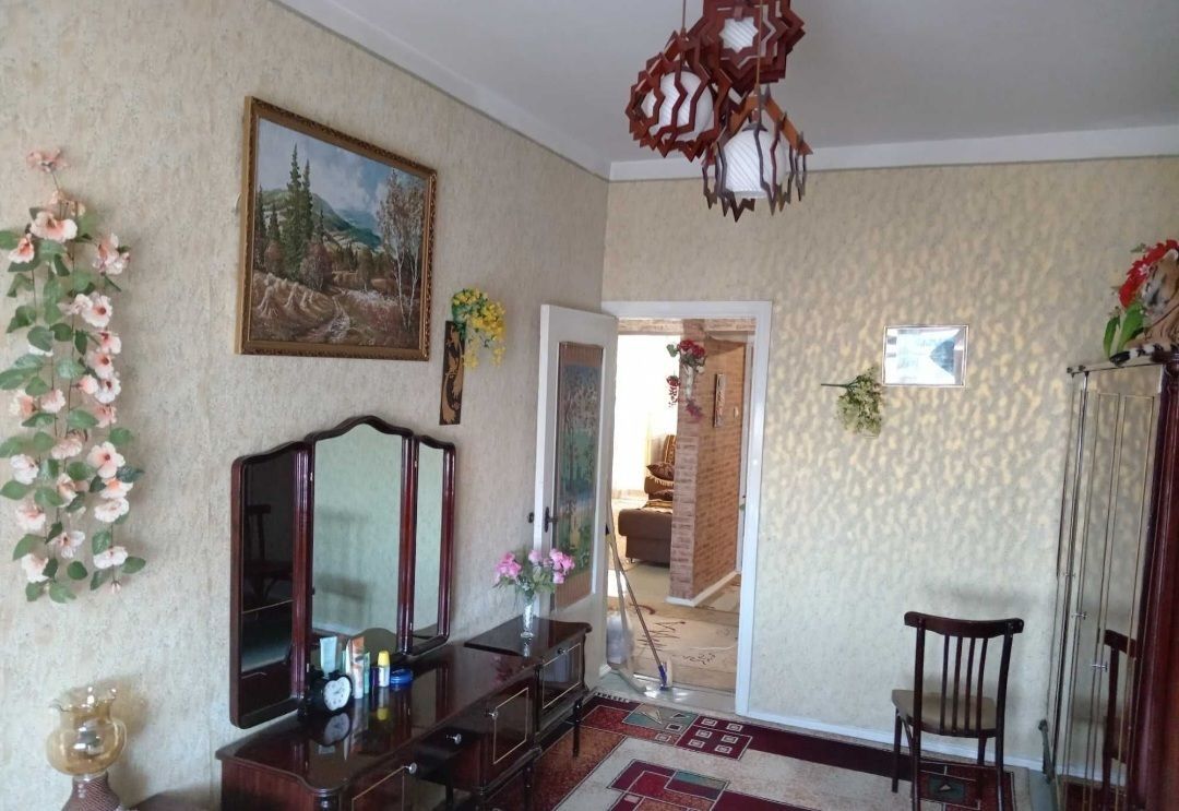 Продаётся Паркенский 2 комн ,Мавлона Риезий
