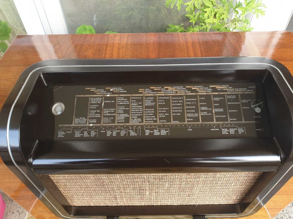 Радио Blaupunkt 6W68H