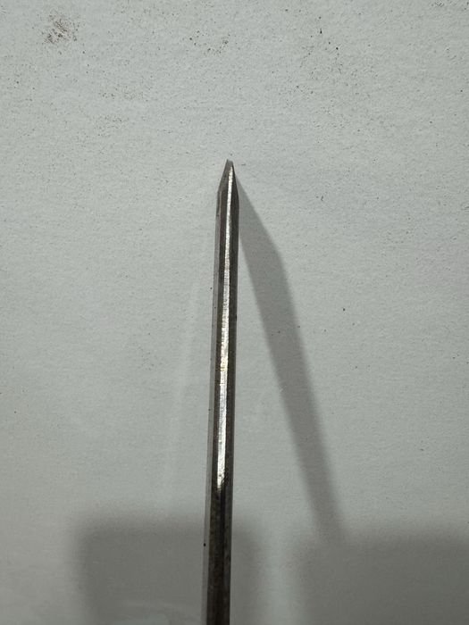 Vând dalte fãcute manual din cutite de abrict de lemn- otel rapid