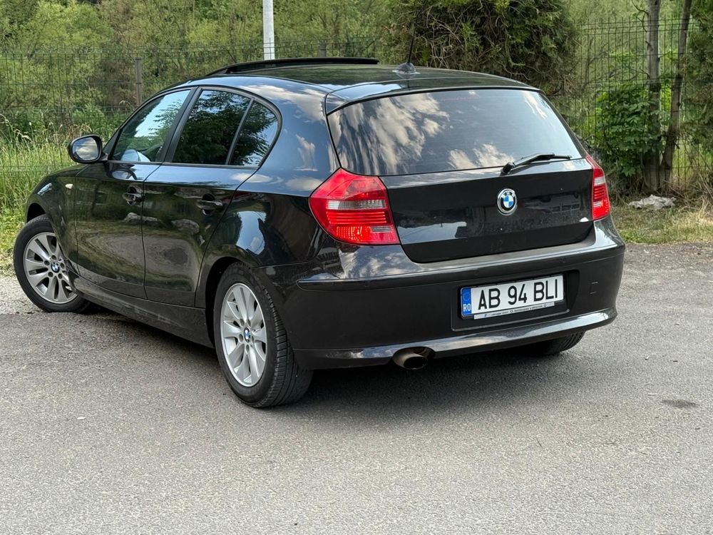 BMW Seria 1 - 116 CP - An 2010 - Negru - 2 TDI