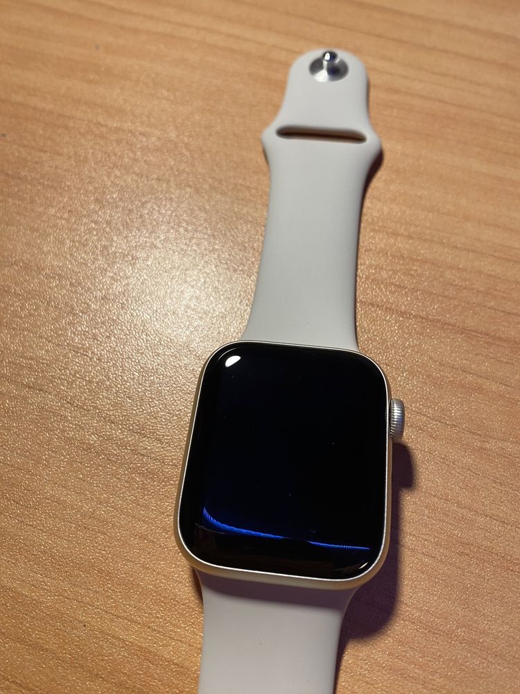 Apple Watch SE Starlight 40MM