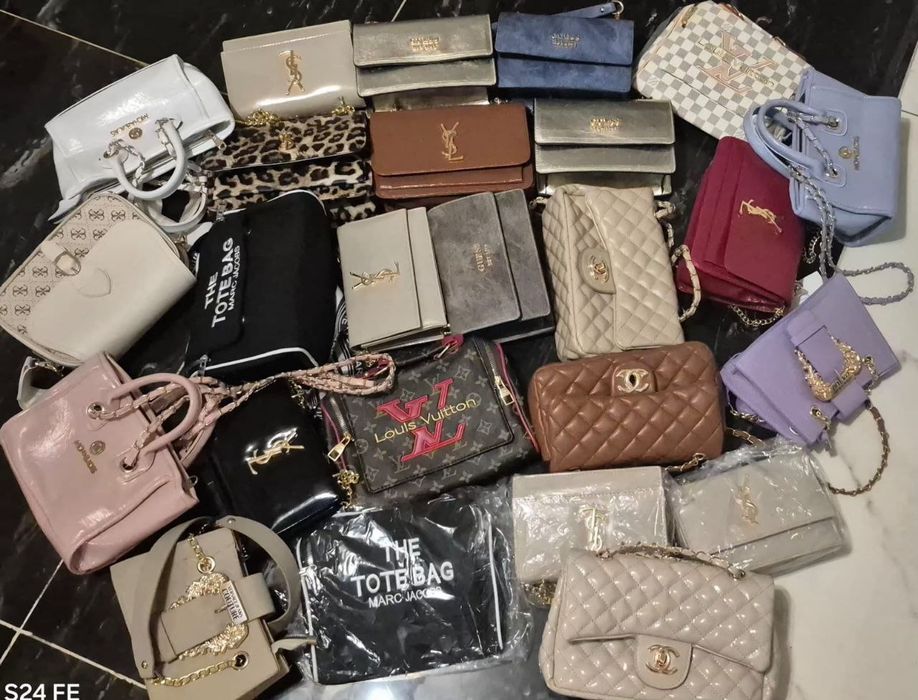 Poșete și rucsacuri