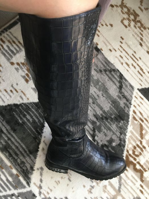 Продам сапоги женские