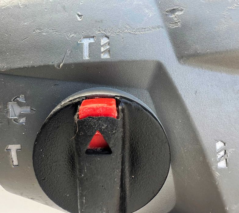 Milwaukee M18 CHX - Безчетков перфоратор 18V
