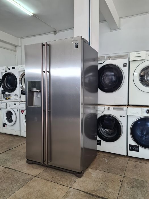 Frigider Side by Side Samsung