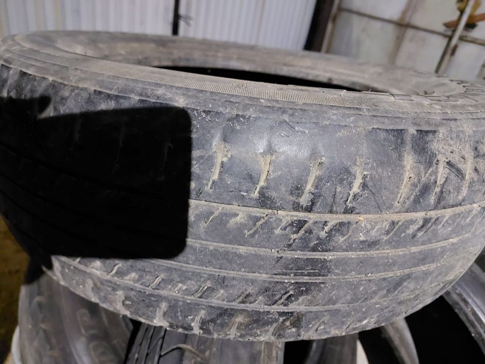 Продам шину 185/70 R14 Triangle