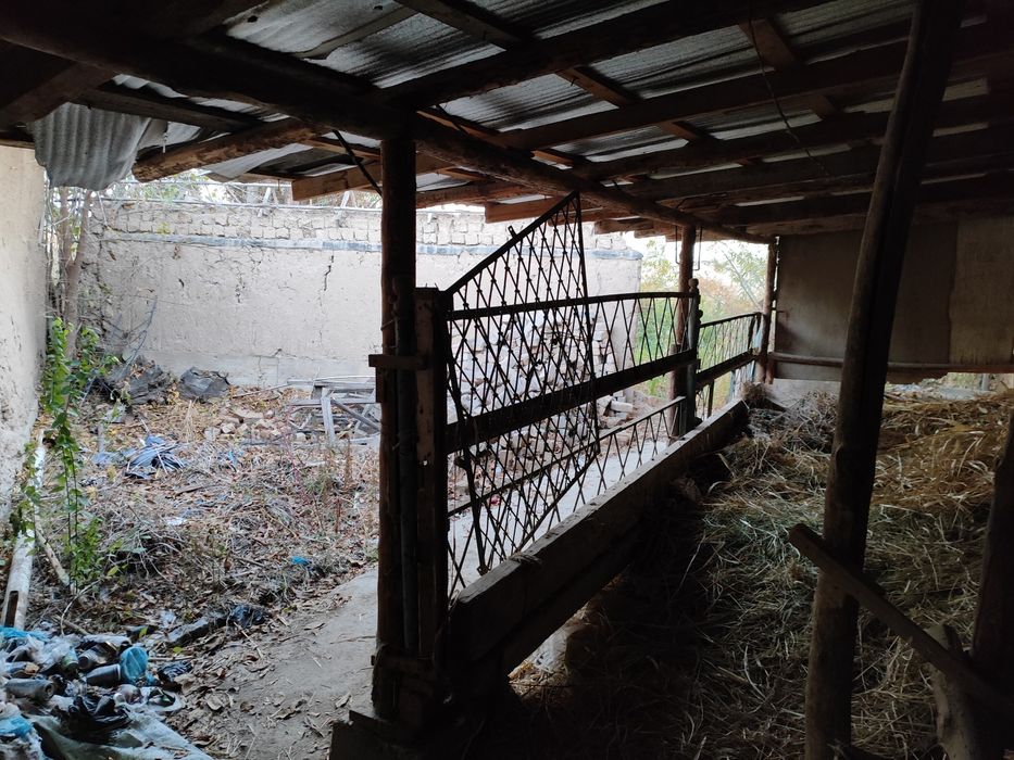 Xasanboy sixatgox 2 berk koʻchasi 9 uyda 2 sotix yer sotiladi