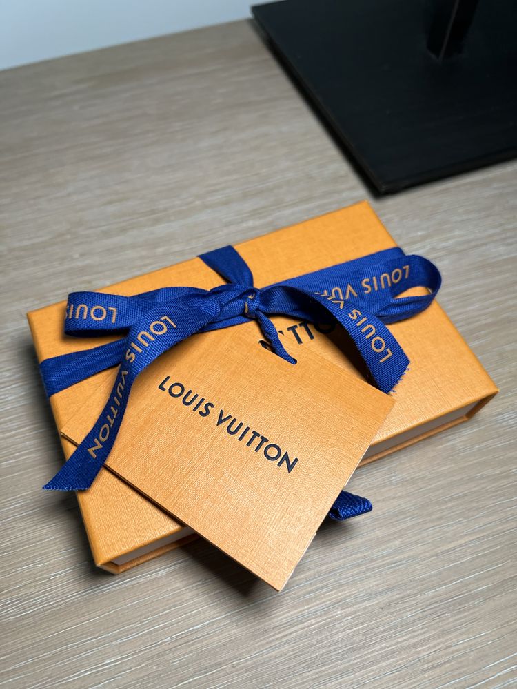 Гривна Louis Vuitton