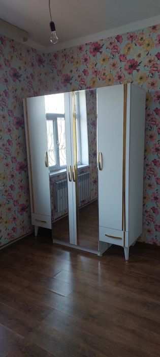 Продается шкаф в отличном состояни