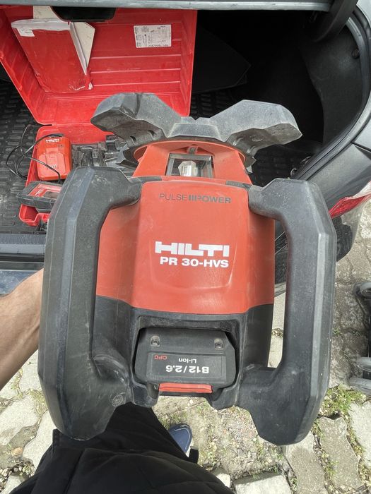 Ротационный лазер, нивелир Hilti