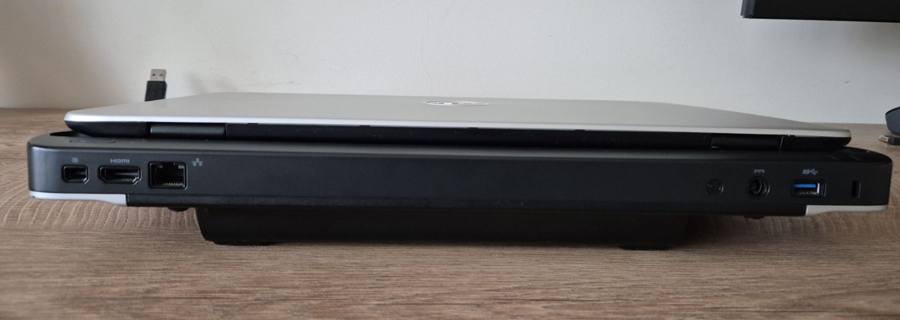 Лаптоп Dell 17.3''