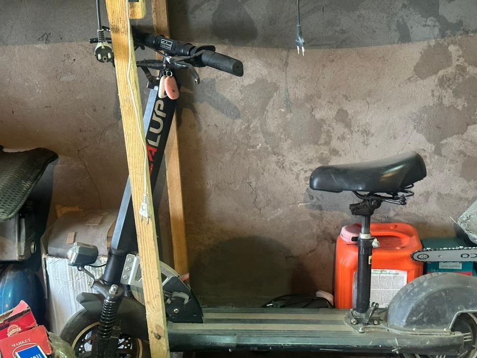 продаю электро самокат