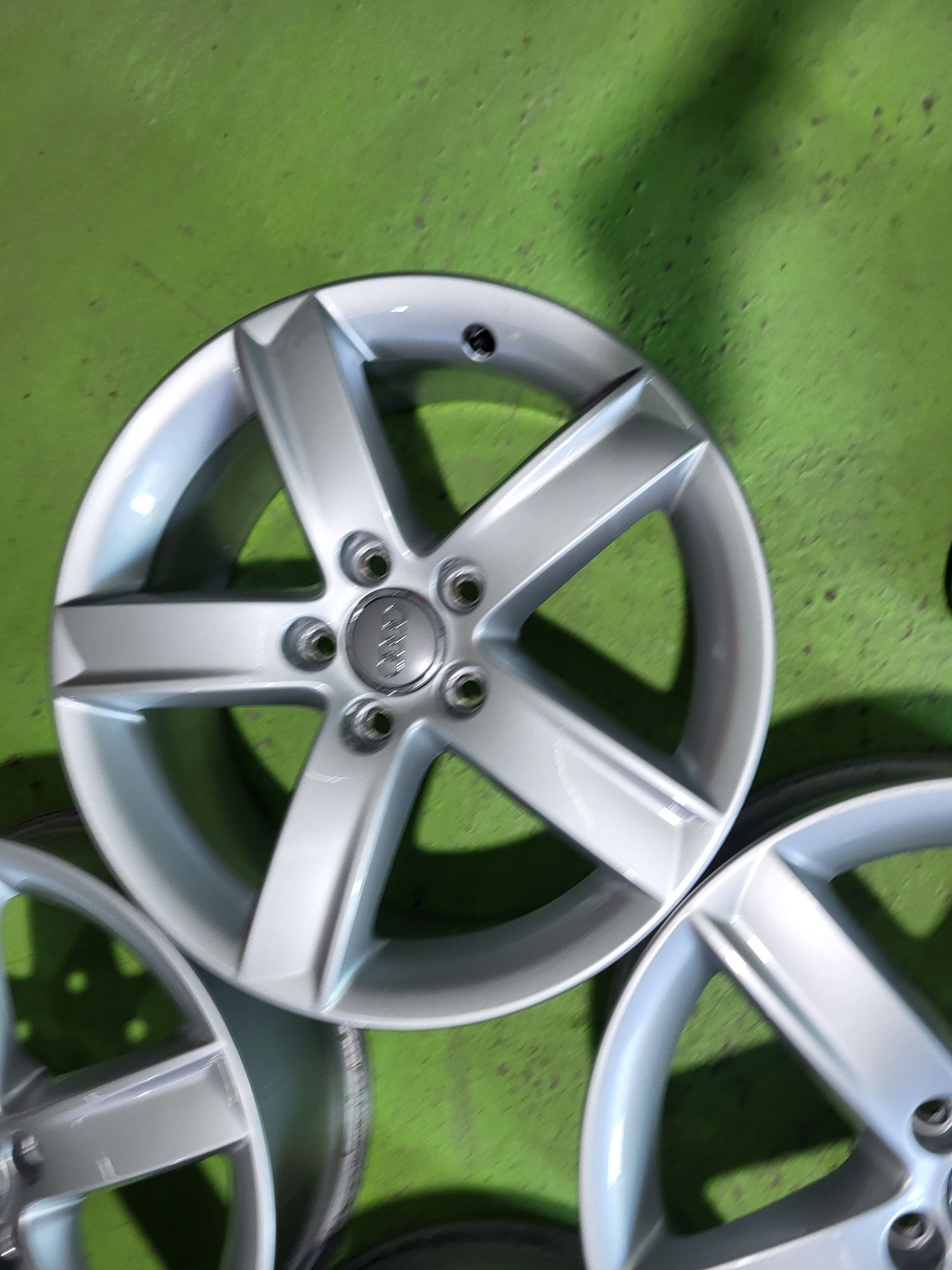 17 5x112 Vw Golf 5 6 7 Skoda Audi A3 A4 5х112