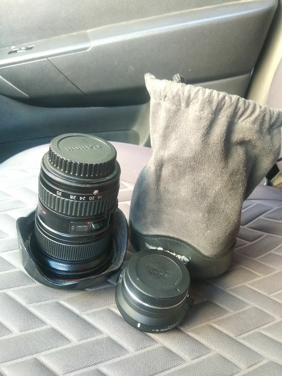 Canon EF 16-35mm f/2.8L ll USM lens 


Hire Canon EF 16-3