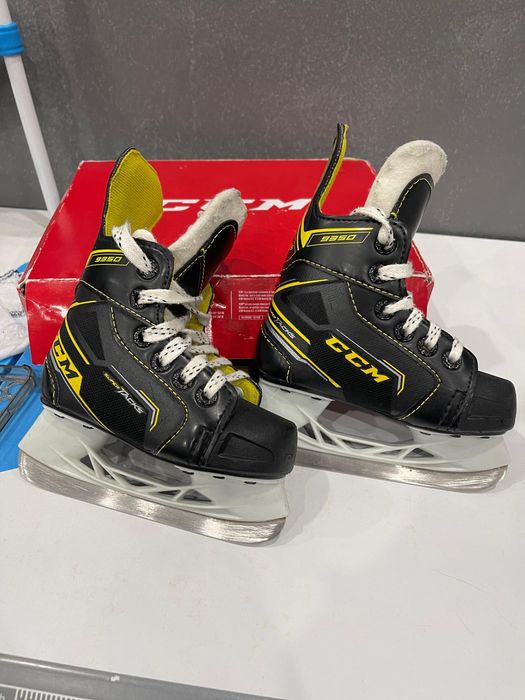 Продам детские хоккейные коньки CCM Super Tacks 9350 YT
