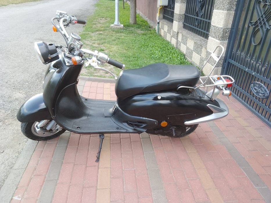 Scuter model deosebit stare perfecta!