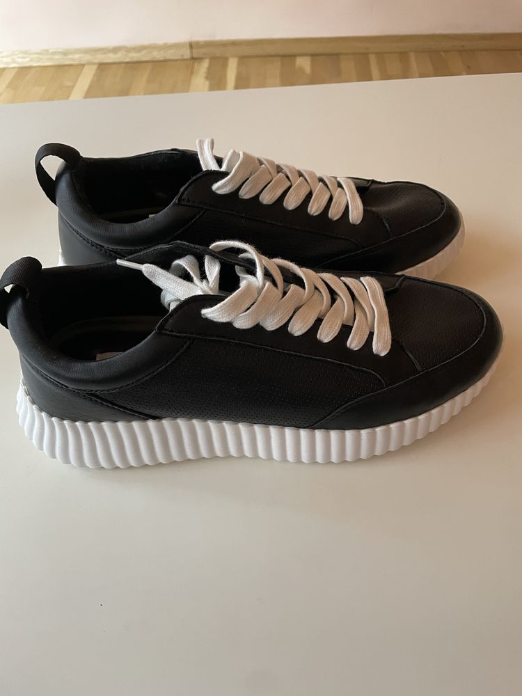 Маратонки Steve Madden
