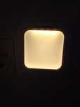 Lampa veghe cu senzor de lumina 110V/220V