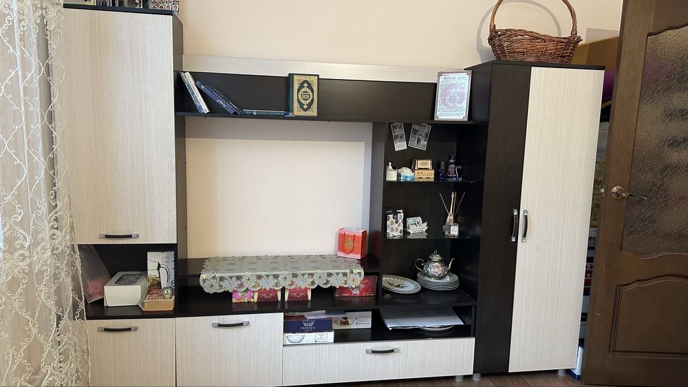 Продам  мебель Стенку  в гостиную