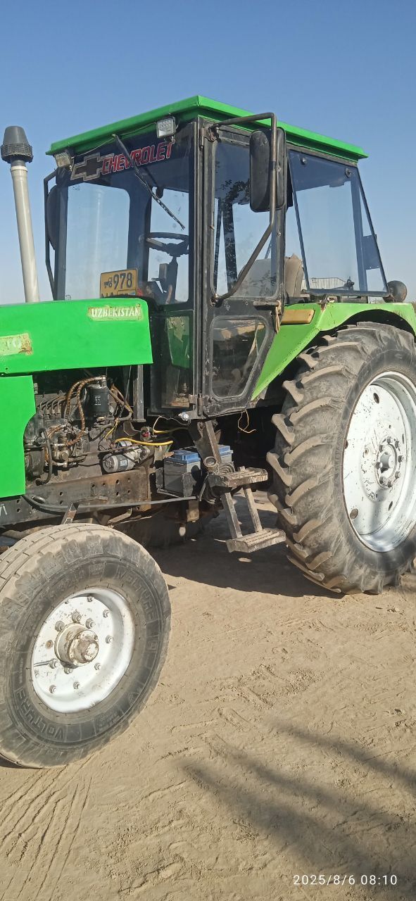 Traktor TTZ 8010 SOTILADI yili 2012 sastyanasi zur