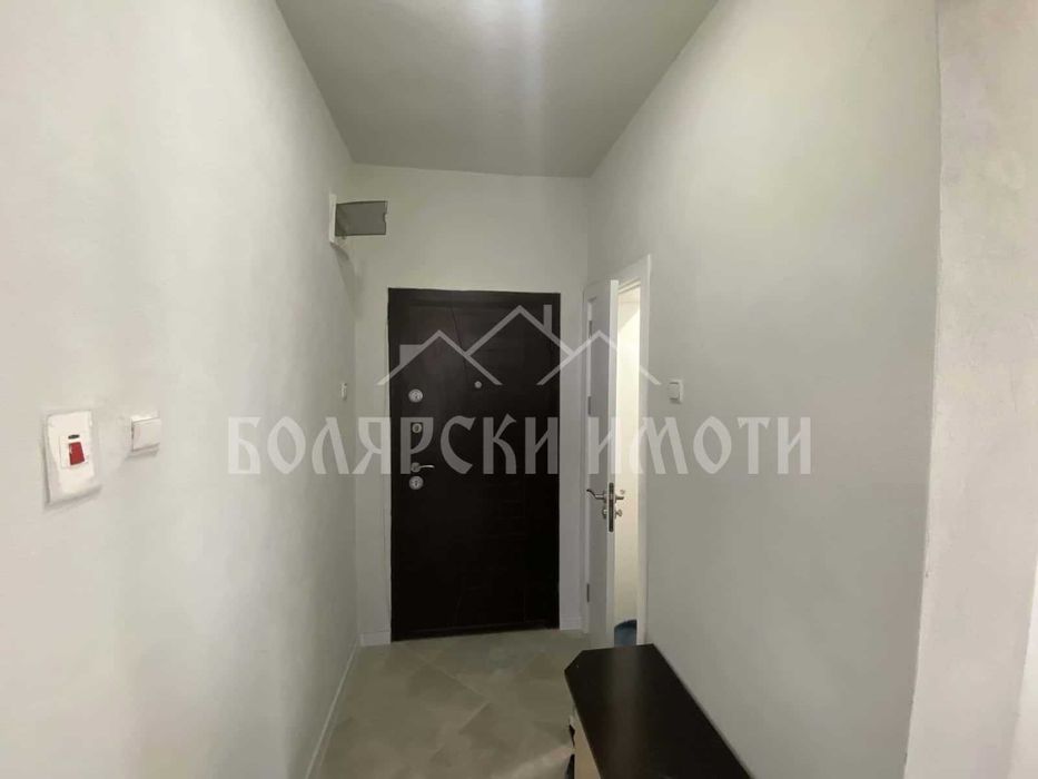 Дава се под наем Четиристаен апартамент в Горна Оряховица - 95 кв.м за 282 € - Снимка #7