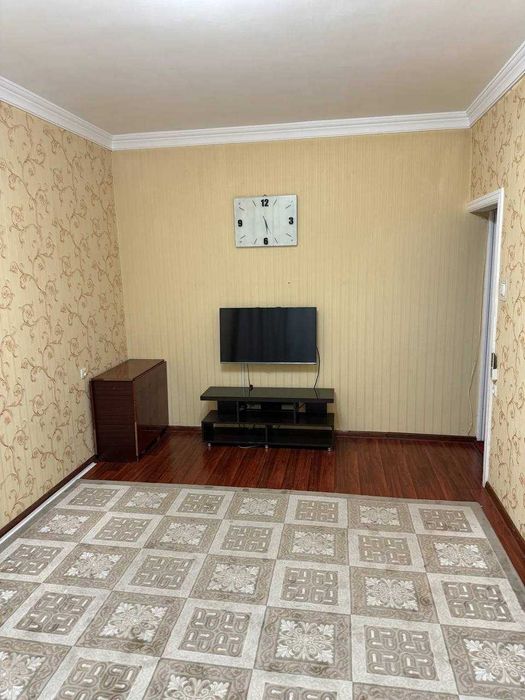 Срочна сдаётся квартира 2/1/4, ц400$, Массив ТТЗ-1, напротив 210 школа