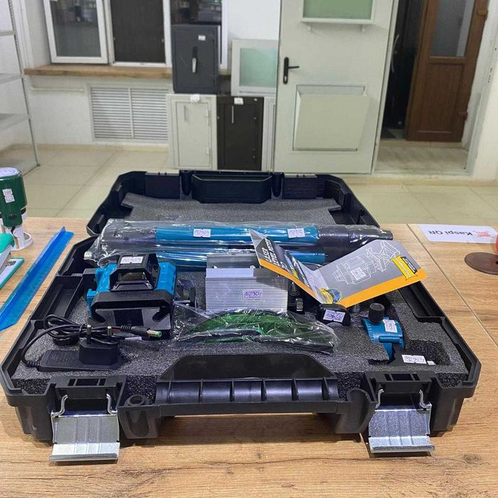 к162/Лазерный уровень Makita/sk152954