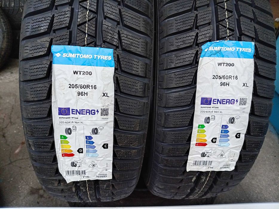 Зимни гуми SUMITOMO 205/60/16 НОВИ!!!