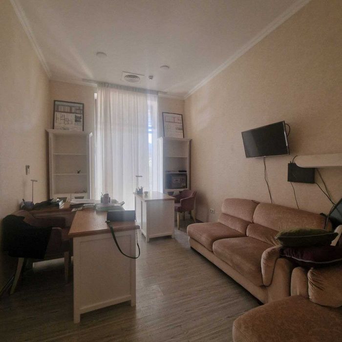 Продаётся Нежилое в Новостройке, 1 Этаж Полностью!  913 м2