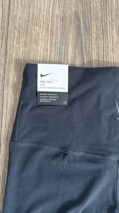 NIKE Yoga Dri-FIT Luxe leggings / XS / NOI / Pret initial 90€ =450 lei