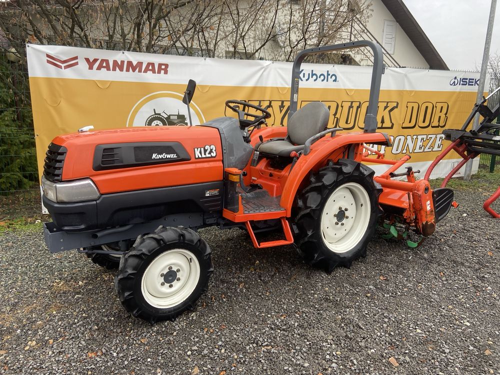 Tractor japonez Kubota KL23, 4x4, 23cp + freza