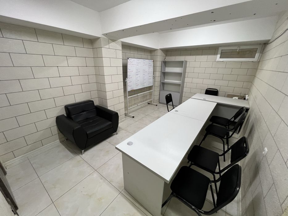 Аренда под офис 2 минут от метро Новза, С МЕБЕЛЬЮ! 24м2 300$