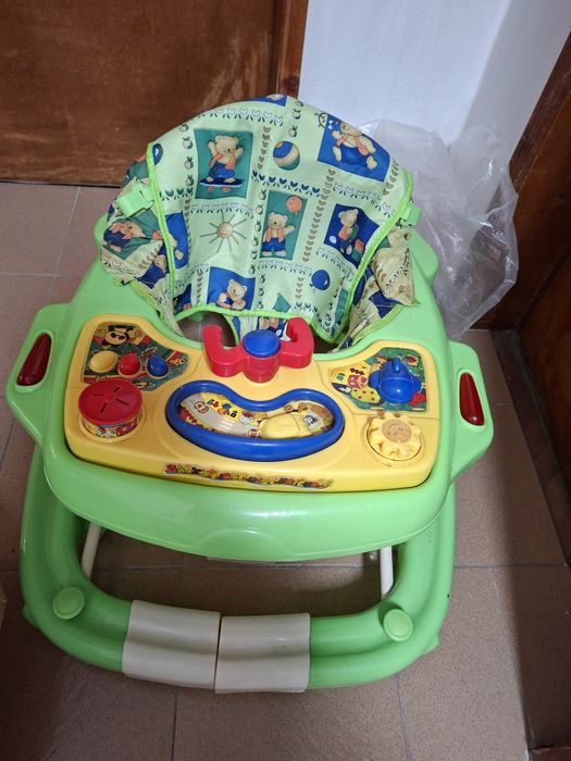 Бебешка проходилка - люлка