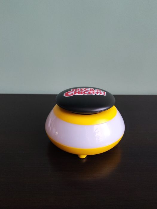 Vand joc Risca si ghiceste Noriel