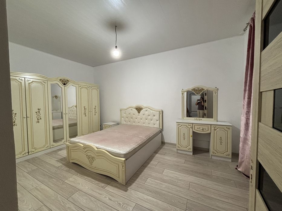 Сарыагаш Таможня Капланбек 2комн квартира жалға беріледі. Без хозяйна