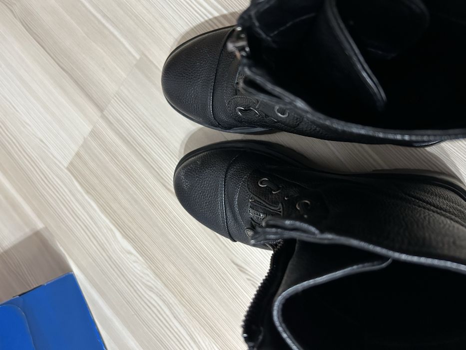 Ghete cu fermoar marimea 39