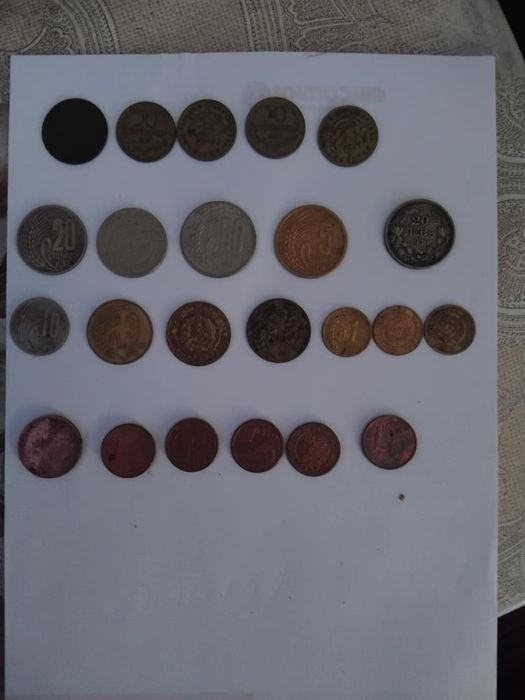 Старинни моненти