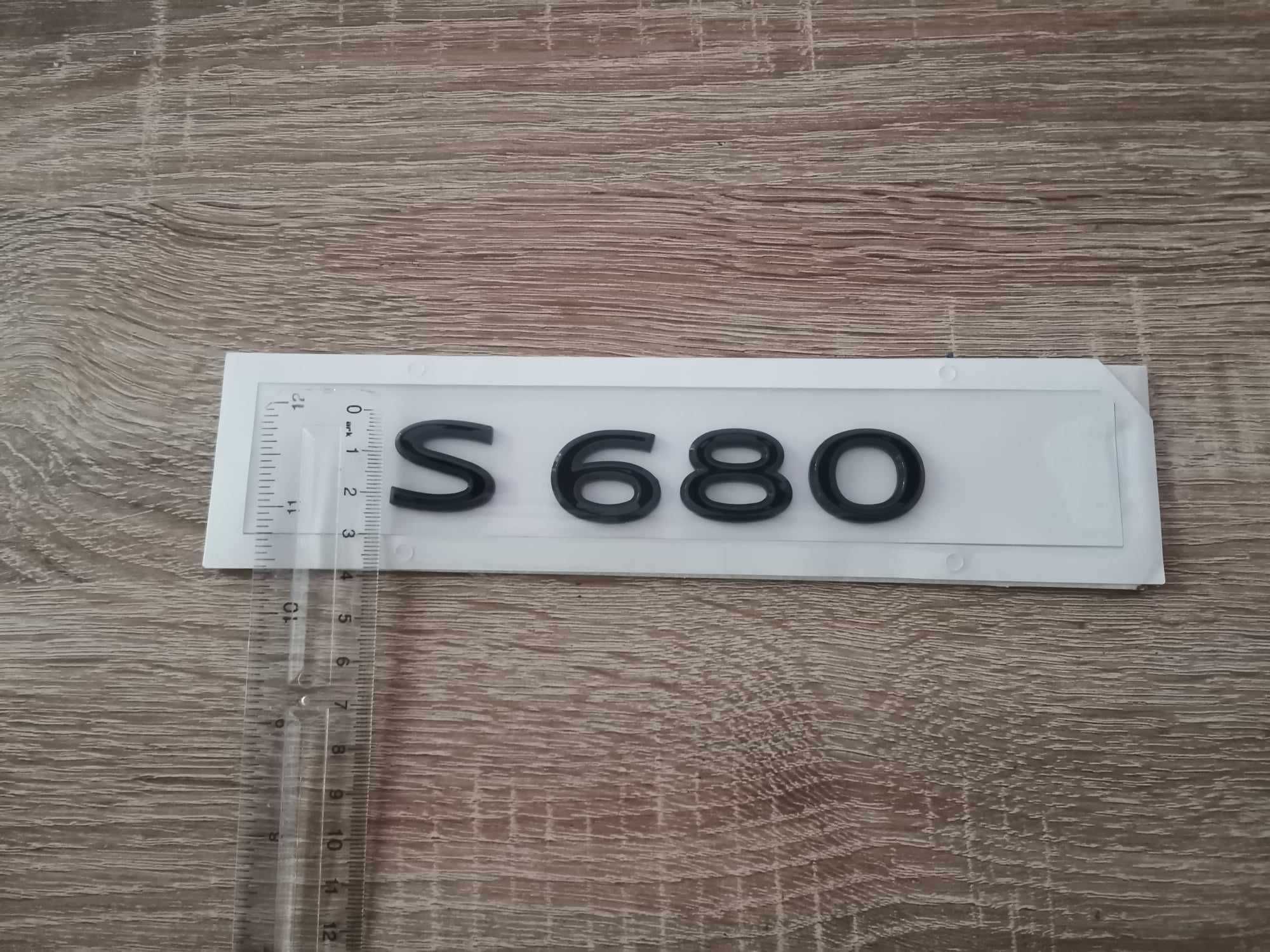 черен надпис нов стил Mercedes Benz S 680 W223