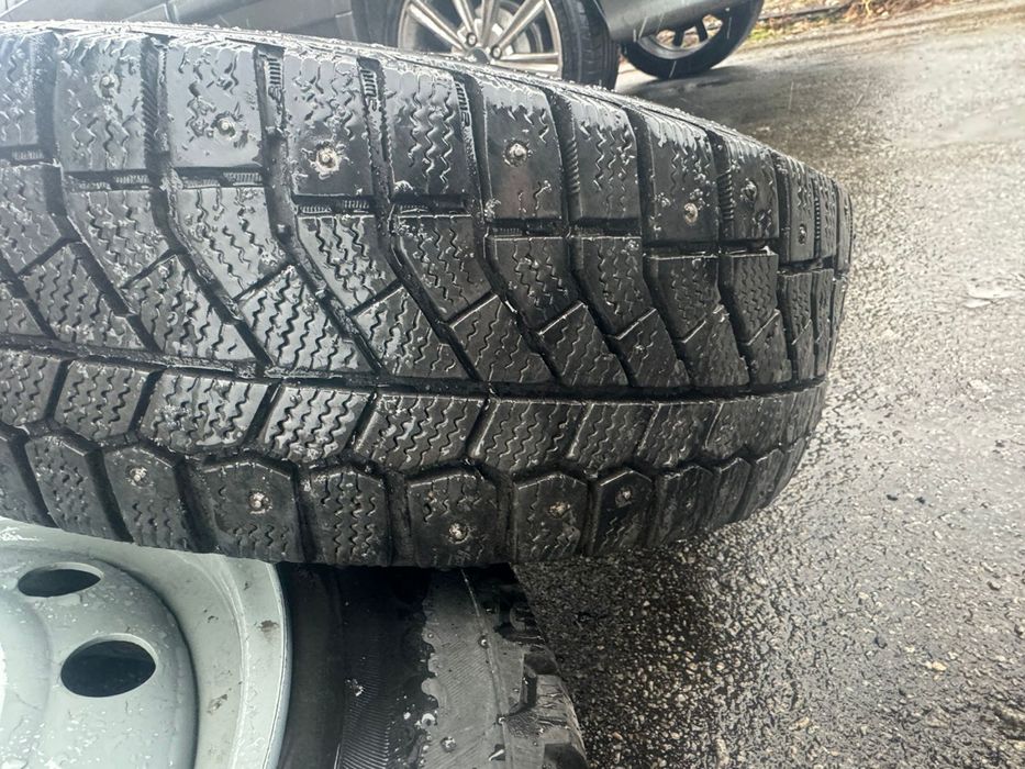 Продам резину с дисками 175/65/14