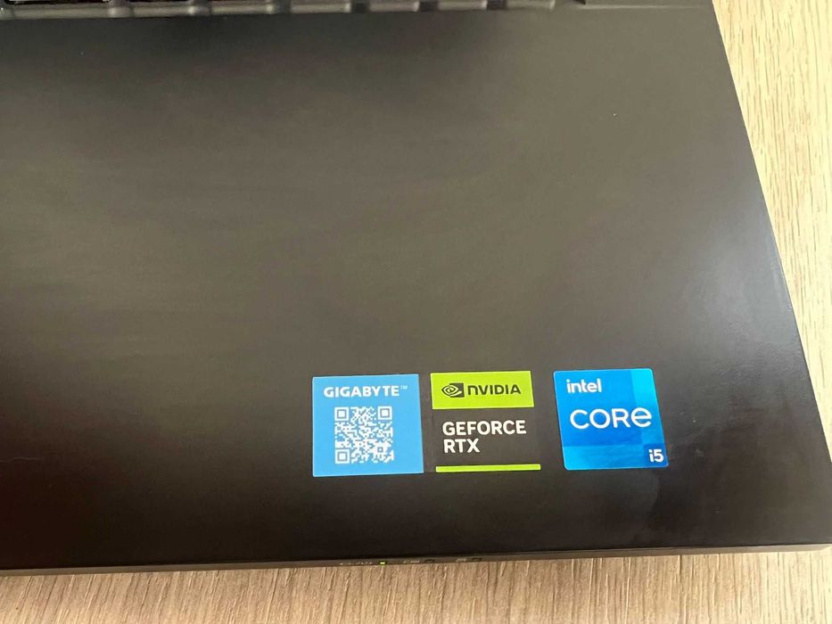 Laptop Gaming Gigabyte G7 KF – i5 12500H / RTX 4060 / 16GB / 144Hz